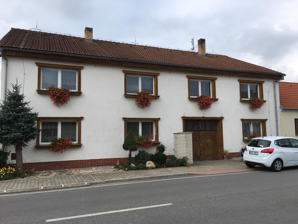 Apartman Olesnik Apartment Bagian luar foto