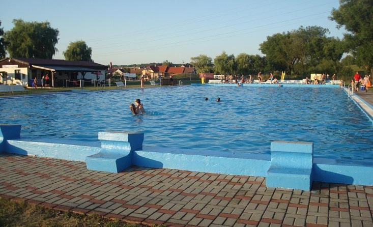 Apartman Olesnik Apartment Bagian luar foto